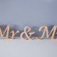 Drewniany napis "Mr & Mrs"