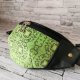 Nerka saszetka biodrowa mini torebka na pas w rozmiarze S/M - welur ornament zielony