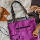 Damska torebka z fioletowej tkaniny zamszowej oraz wężowej ekologicznej skóry