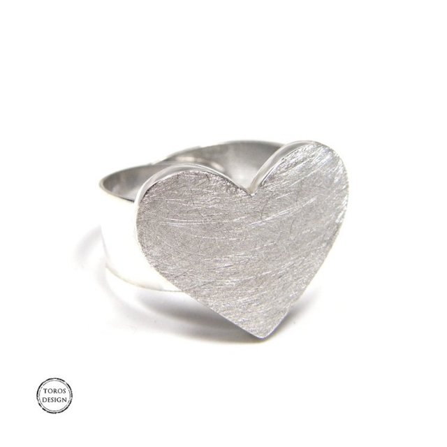 Srebrny pierścionek - matowe serce