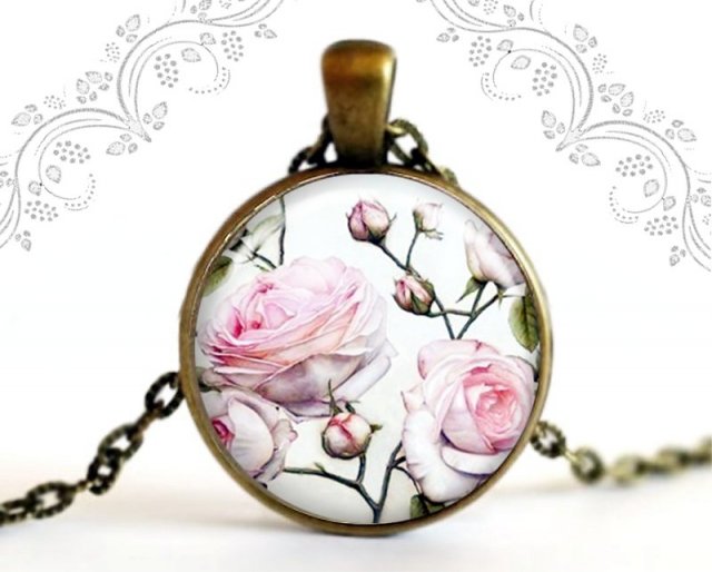 romantica roses :: naszyjnik medalion na łańcuszku
