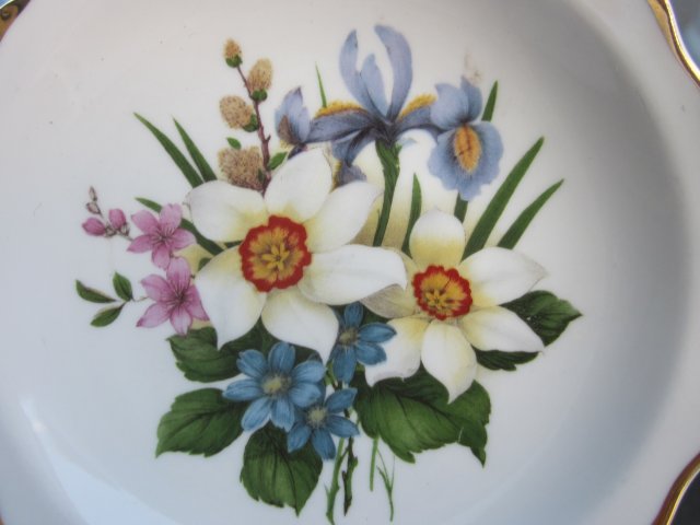 asl giftware english bone china    -  porcelanowy talerzyk  dekoracyjny i użytkowy