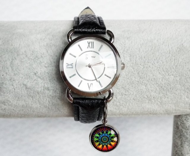 zegarek z zawieszką :: mandala kolorowa w szkle