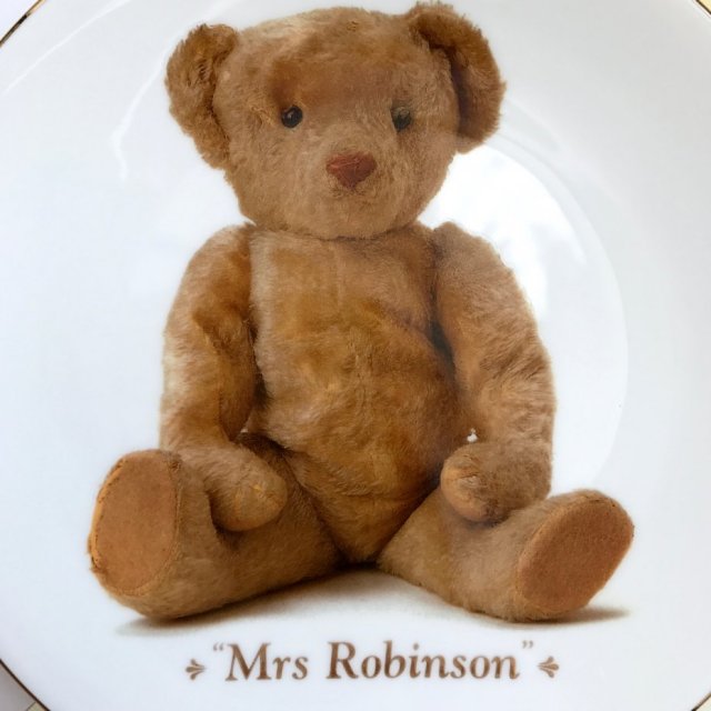 Limited edition ❀ڿڰۣ❀ ROYAL WORCESTER ❀ڿڰۣ❀  Mrs.Robinson ❀ڿڰۣ❀ Delikatna porcelana#8