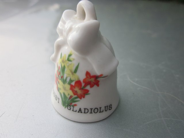 porcelanowy w miniaturze kolekcjonerski dzwonek  - AUGUST  GLADIOLUS  - kwiaty miesiąca