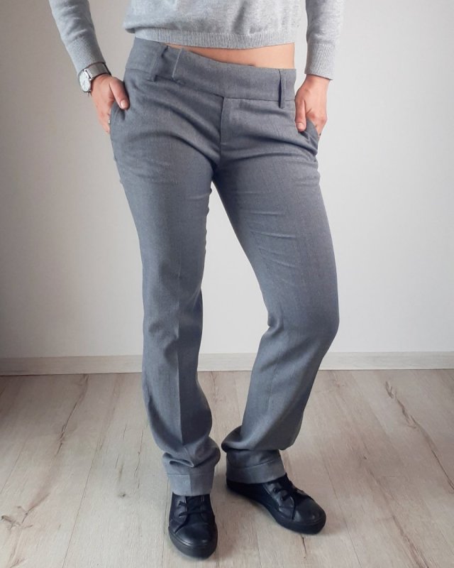 Spodnie garniturowe S(36)
