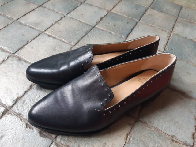 AND/OR shoes 38 skóra naturalna półbuty lordsy Andor czarne z nitami
