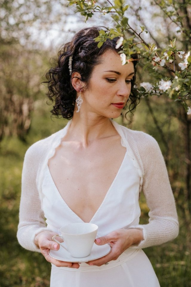 Bolerko ślubne z długim rękawem,moherowy sweterek do suknii ślubnej, narzutka ślubna - kolor naturalna biel lub kremowy
