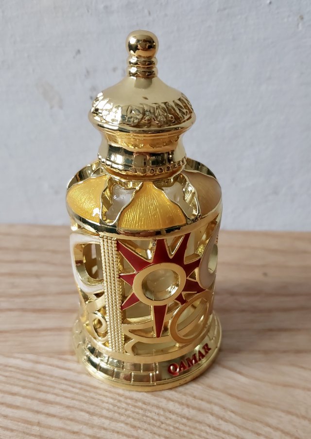 Orientalna buteleczka na olejek zapachowy, perfumy perfumetka słońce