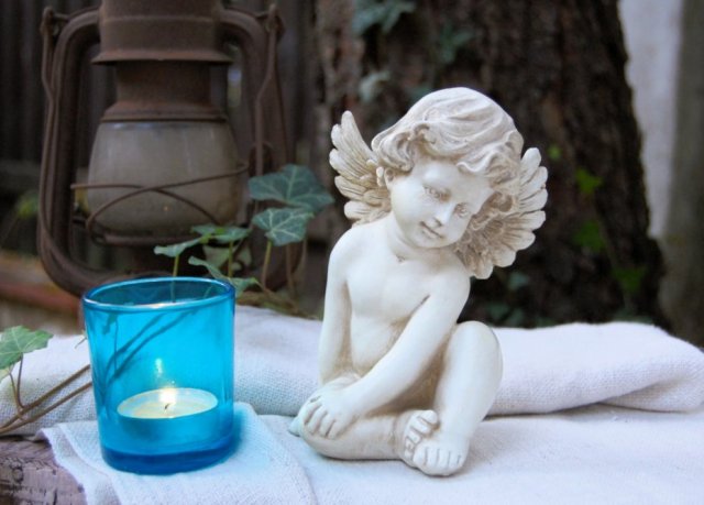 Anioł, aniołek, shabby chic, figurka z żywicy 14,5 cm