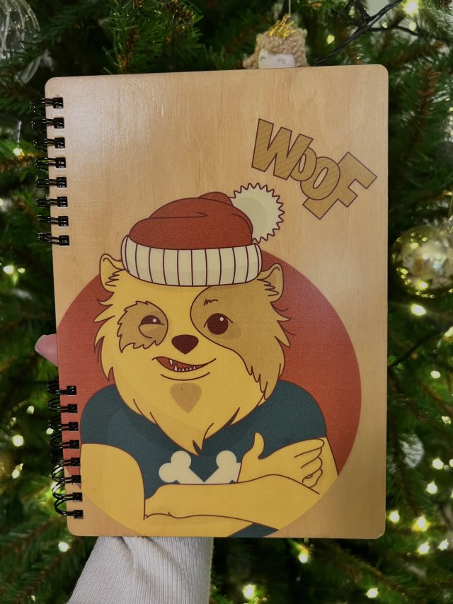 WYPRZEDAŻ Drewniany notatnik Christmas Woof