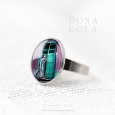 Dona Lola, romantyczny pierścionek