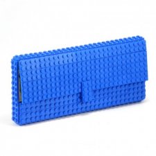 Szafirowa torebka kopertówka z klocków LEGO®