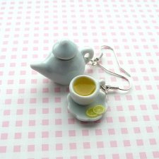 Kolczyki biała filiżanka i imbryk z herbatą