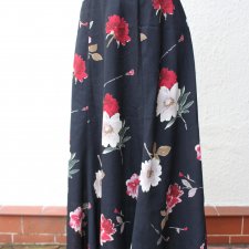 Długa spódnica w kwiaty