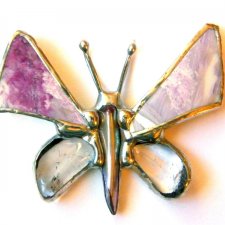 Wisior: Liliowy motyl malowany