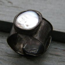 Roman Ancient Ring ;) biała perła