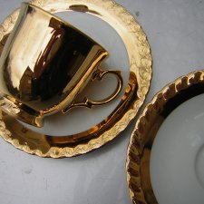 t.m.thun czechoslovakia biel  i złoto szlachetna porcelana