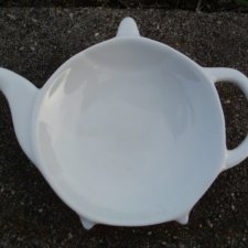 Porcelanowy czajniczkowy spodek herbaciany cromwsli & Morgan