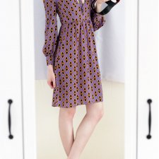 WYPRZ: Fioletowa retro vintage sukienka we wzory, dekolt, wiązanie XXS/XS