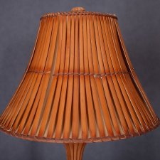 lampa podłogowa rustykalna