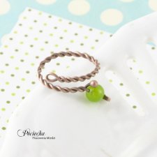 Green - pierścionek z jadeitem