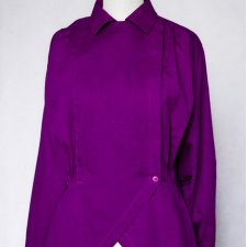 purpurowa bluzka z zakładkami