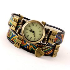 Zegarek- bransoletka w stylu etno z serduszkiem