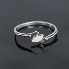Srebrny minimalistyczny pierścionek