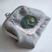 Lazy Snail - mini purse