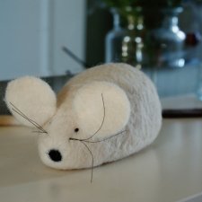 filcowa biała myszka