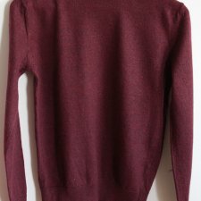 EXCLUSIVE 100% extrafine wool sweater