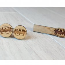 ZESTAW drewniane spinki do mankietów + spinka do krawata BATMAN