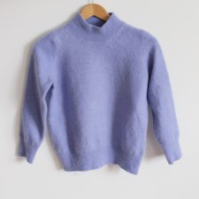 EXCLUSIVE 100% CASHMERE sweater