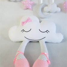 Podusia Chmurka w baletkach :) Biała z delikatnie różowymi i szarymi detalami