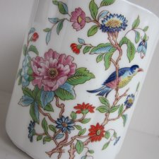Aynsley Pembroke elegancka porcelana kolekcjonerska i użytkowa