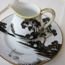 noritaki made in japan  ręcznie malowany  porcelanowy  zestaw  mlecznik i talerzyk 13,5 cm