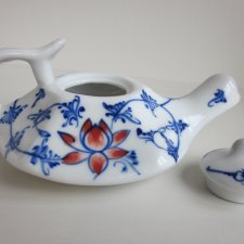 Fantastyczny miniaturowy użytkowy orientalny porcelanowy imbryk  do celebracji herbaty