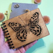 WYPRZEDAŻ Drewniany notatnik "Motyl"  - Breidon