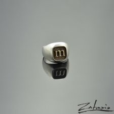 Pierścień "M" Srebro Zahario
