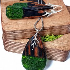 komplet biżuterii z drewna palisandra i mchu islandzkiego