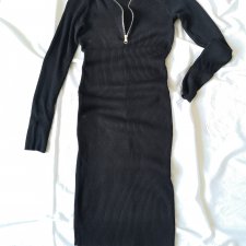 Czarna dzianinowa elastyczna sukienka L
