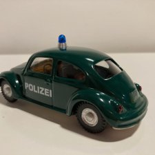 Metalowy VW Garbus Polizei zielony