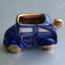 Miniatura porcelanowa fantastyczny vintage filizanka pojemniczek Old timer