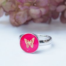 Srebrny pierścionek z motylem