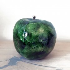 ceramiczne zielone jabłko