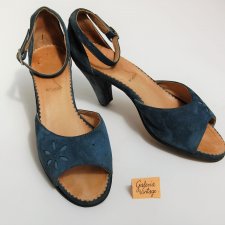 Sandały na obcasie, vintage, lata 70, PRL, r.36, niebieski zamsz, skóra naturalna