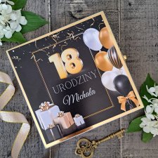 18 urodziny, drewniana kartka z życzeniami