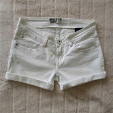 Diverse* jeansowe białe krótkie spodenki XS