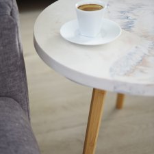 Stolik kawowy z jesmonite 50 cm